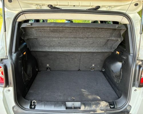 Renegade Branca 18 (12)