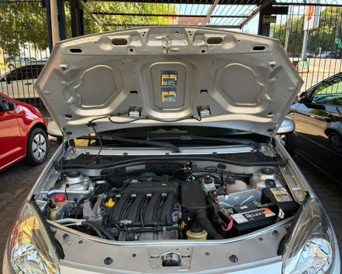 Sandero Prata 12 (12)